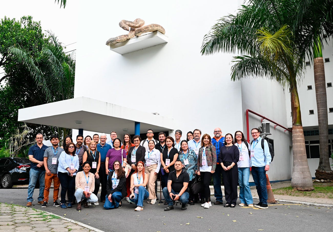 ""Participantes de la RELAPA visitan Instituto Vital Brazil en Río de Janeiro