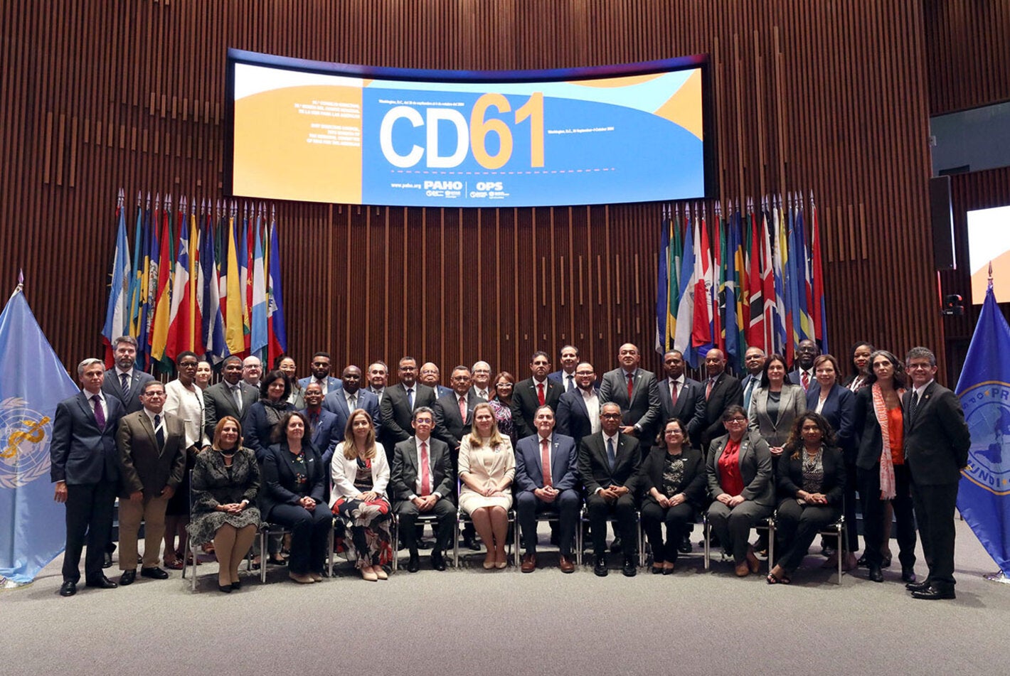 Foto grupal de las delegaciones de las Américas en el 61° Consejo Directivo
