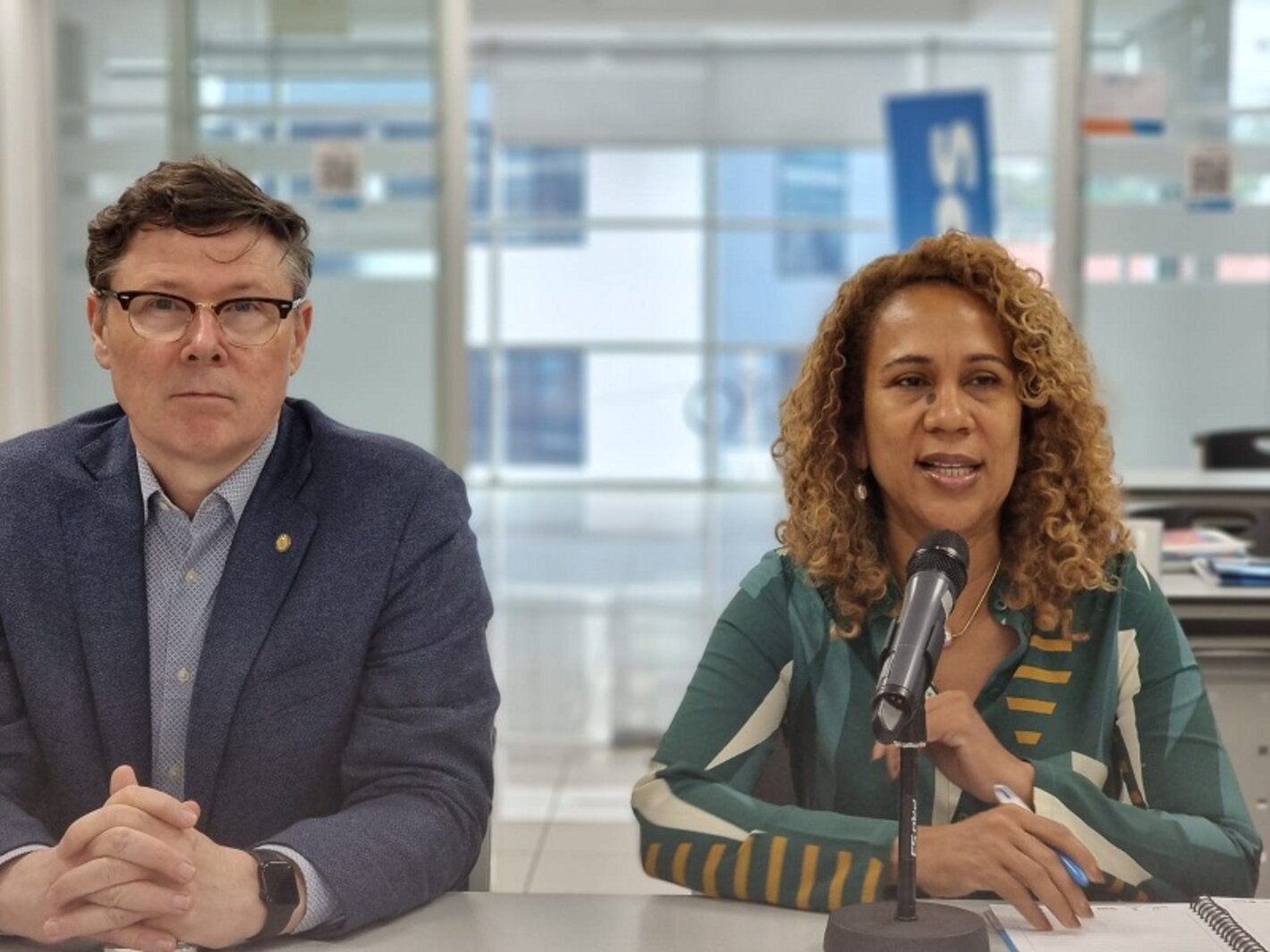 James Fitzgerald y Ana Emilia Solís se dirigen a la Mesa de Cooperantes en Salud de Honduras James Fitzgerald y Ana Emilia Solís se dirigen a la Mesa de Cooperantes en Salud de Honduras